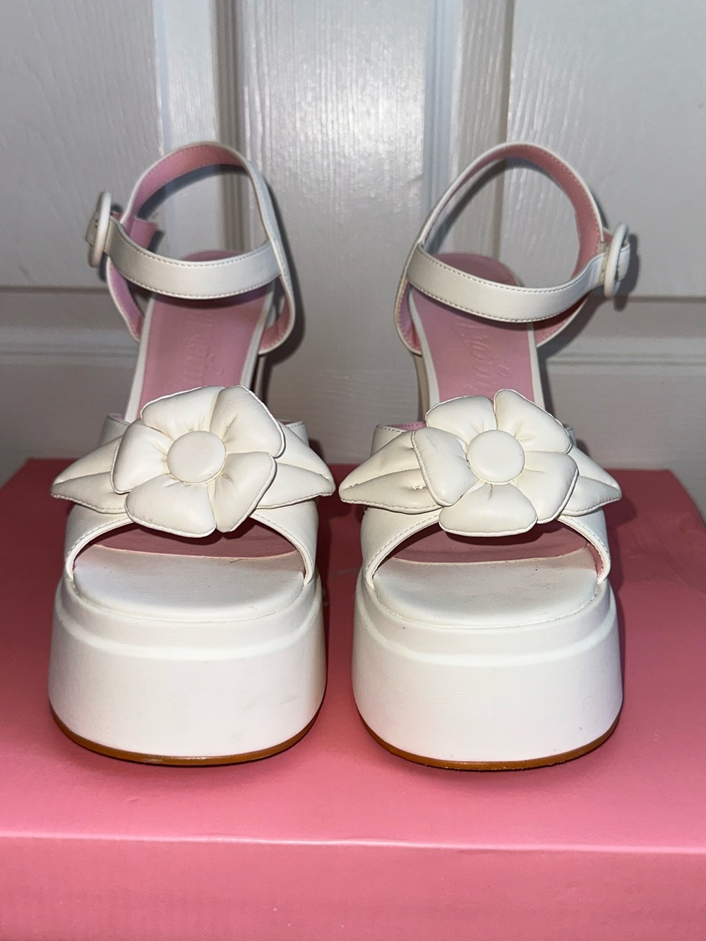 Sugar Thrillz Dolls Kill ‘CAREFREE MUSE’ Platform Heels Sandals White 9